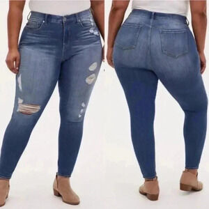 Torrid premium sky high skinny distressed ripped cut off jeans 28r